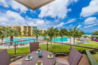 Image de 2br 3ba Condo on Eagle Beach w\/ Amazing Amenities