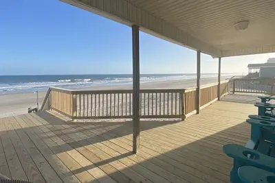 Image de Catch A View - Oceanfront Home