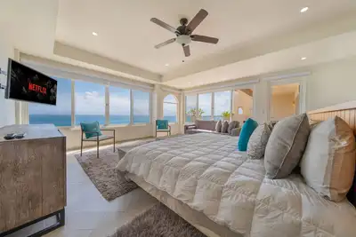 Image de Luxurious 4 Bedroom Penthouse with Ocean View Private Pool!