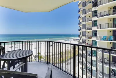 Image de Beachfront Panama City Condo w/ Balcony + Views!