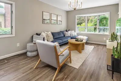 Image de Bright and tranquil north fork coastal oasis - 2 mins walk to beach!