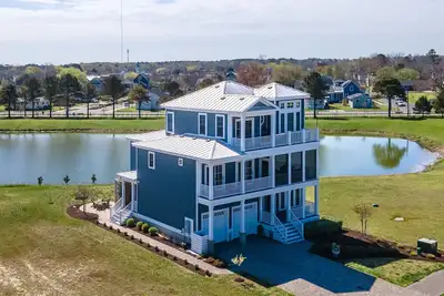4br, 3 & a half Ba home, private beach access