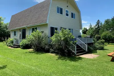 Family Friendly Cottage with Waterfront Access in beautiful Tyne Valley