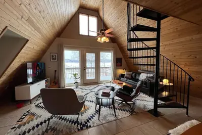 Image de Waterfront A-Frame w/ Perfect View of Lake Pepin!