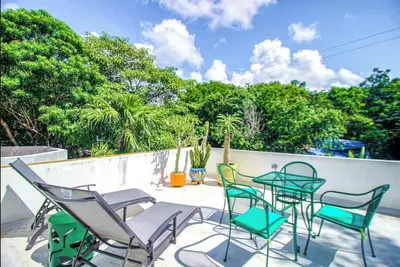 Image de Urbaneden Playa- Huge 4 Bed/4bath Villa Beautiful Serene Secure Perfect Location