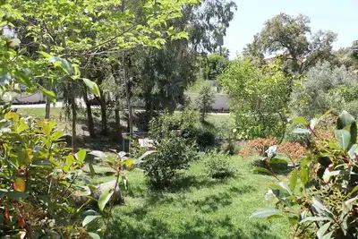Image de 3 minutes from the seaside and shops. Apartment with garden on the ground floor of the villa.