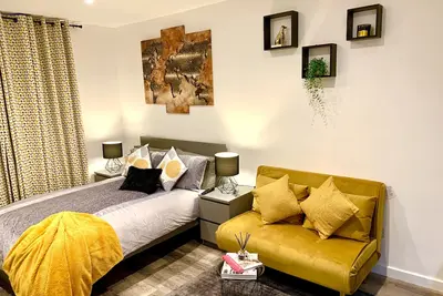 Beautiful Studio apartment in a house close to the Station