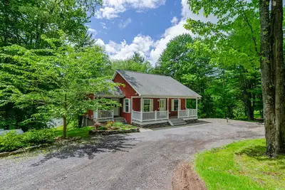 Image de Lakefront Serenity in the Catskills near All Star Village