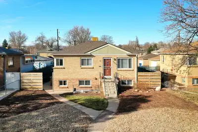 Sloan’s Lake Sanctuary: Urban Elegance with Views