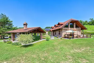 Image de Belle maison Ă Prosenik Gubasevski