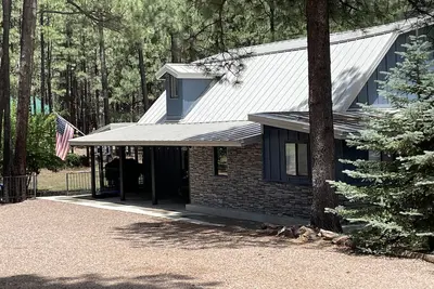 Image de Cabin Retreat in Forest Lakes. . . 2 hours from the Valley