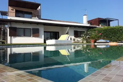 Image de Beautiful Villa With Private Pool by Beahost