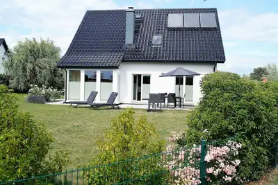 Image de Modern, spacious vacation home - natural beach, space & tranquillity, fireplace