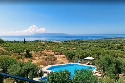 Image de Hilltop Kefalonia 15-Bedroom Sea View Villa With Pool