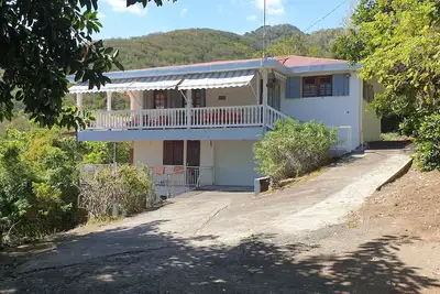 Image de Maison chaleureuse avec parking gratuit
