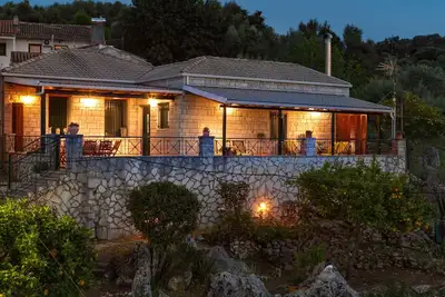 Image de Konstas Stone Island House
