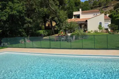 Image de Maison Avec Piscine Entre Avignon NĂŽMES Et Orange