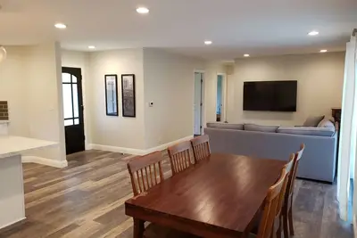 Image de Bouganvilla 4-bedroom, 2-baths, single family house