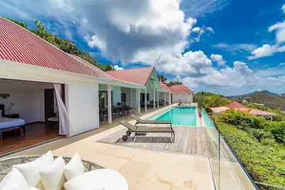 Image de The View (3/4 Rooms) Luxury villa