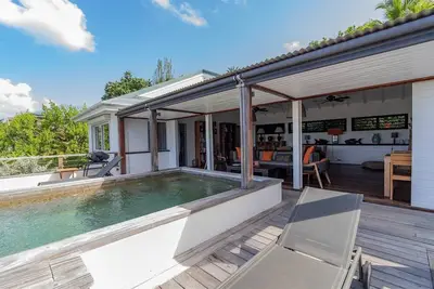 Beautiful Phoenix Luxury villa
