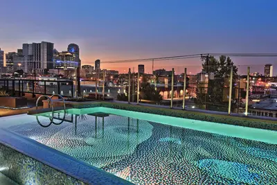 Image de Spacious Loft Apartment in the Heart of Deep Ellum