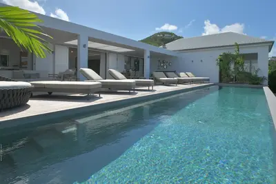 Image de Romance (5\/6 Rooms) Luxury villa