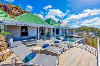Image de Angelo (1/2 Rooms) Luxury villa