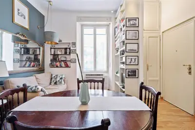 Image de Altido Warm Flat for 3 in Isola, 10 min to Centre