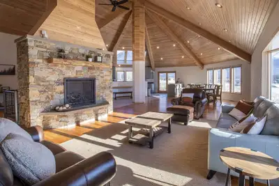 Image de Luxury Montana Homestead