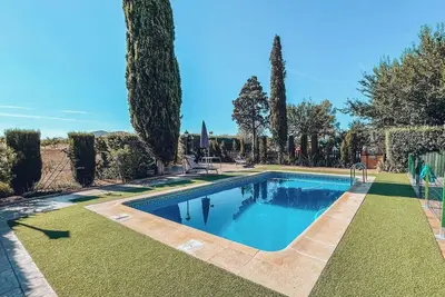 Image de Homerez - Maison Burguillos avec piscine