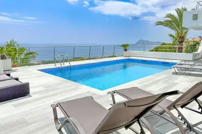 Image de Villa Ă Altea avec une vue imprenable sur la mer