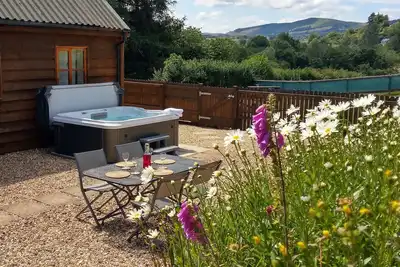 Image de Seven Stars- hot tub with views