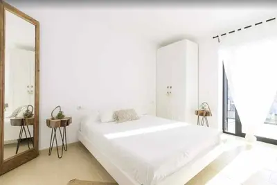 Image de wonderful apt. design 1 minute from the beach
