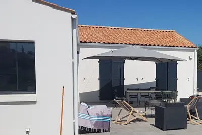 Image de Maison 8 personnes avec jardin à 2 pas du village typique de St Pierre d'Oléron