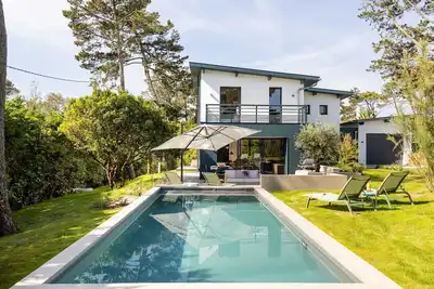 Image de Monterey- Villa, Piscine, Chiberta Anglet - Barnes