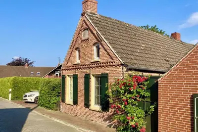 Image de new: idyllic farm worker's house on 85 m2 near Dollart dike, garden, for 4