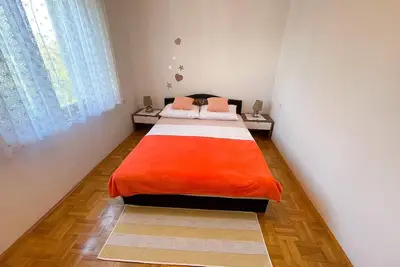 Image de Appartement de vacances Jadranovo pour 1 - 6 personnes avec 2 chambres à coucher - Appartement de va