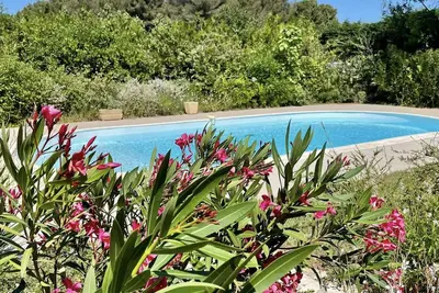 Image de Magnifique Rez de Villa avec piscine