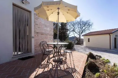 Image de A04 - Massignano, two room apartment in the countryside 2