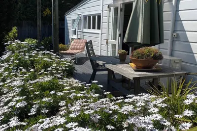 Image de Miramar Bungalow, Wellington Garden Oasis