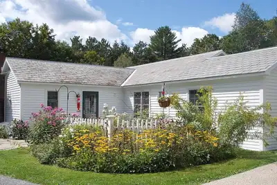 Image de Charming Meadow View Cottage in heart of historic Dorset Vt! Pet friendly!