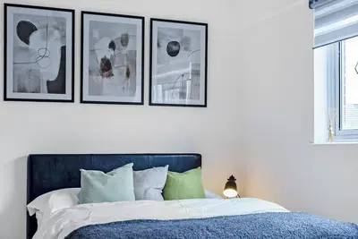 Image de Stylish Excel 3 Bedroom Flat