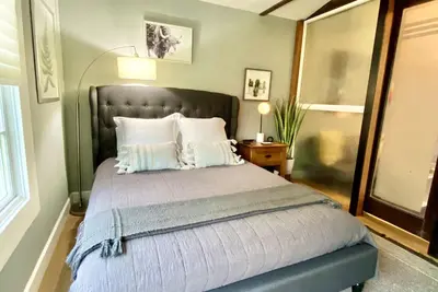 Image de The Sea Shack--Perfect For Mardi Gras, Rodeo, Blocks Away From Boat Ramp And Bay