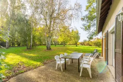 Image de Homerez - Maison chaleureuse Ă Saints avec jardin et terrasse