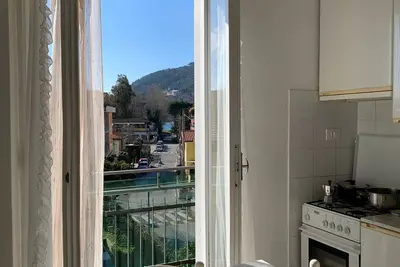 \"Appartamento 8\" Près de la plage avec Wi-Fi et balcon