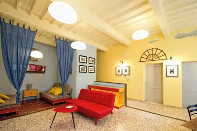 Image de large apartment in the center of the village Historic building.