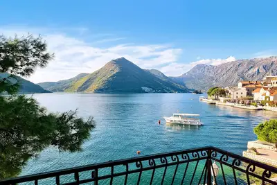 Image de Amazing panoramic view of Perast – 1 min from sea