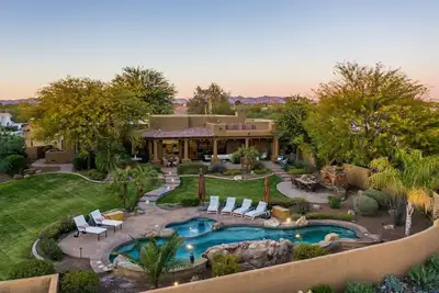 Image de Stylish Arizona Abode - Desert Oasis w/ sprawling mtn views