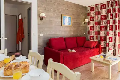 Image de 50m des commerces, télévision, casier à ski, 30-36m², Valmeinier