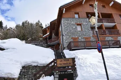 Image de 250m du centre station, 1er étage, terrasse, télévision, 25m², Méribel